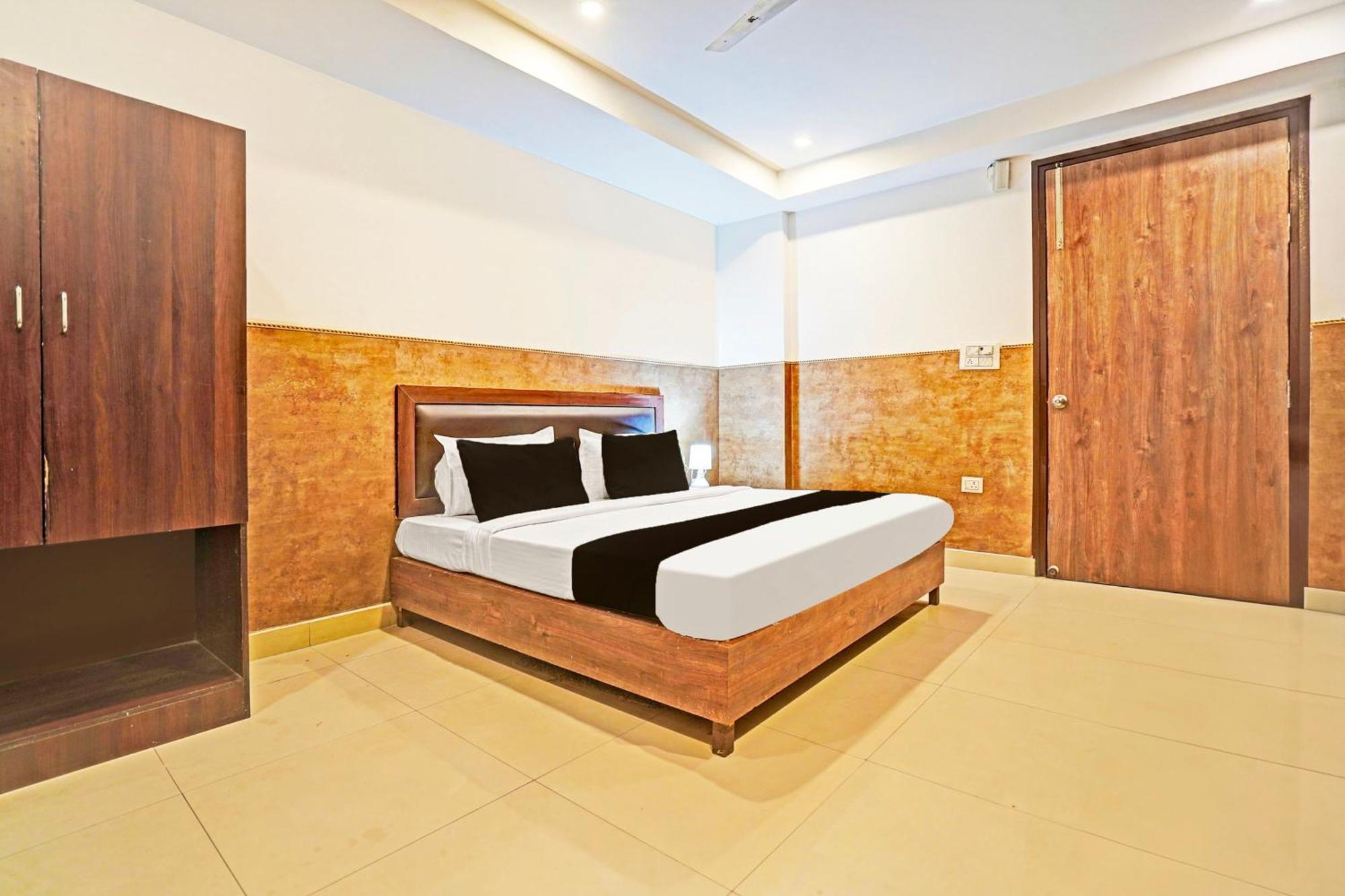 Collection O Tilak Nagar Near Pacific Mall Делі Екстер'єр фото